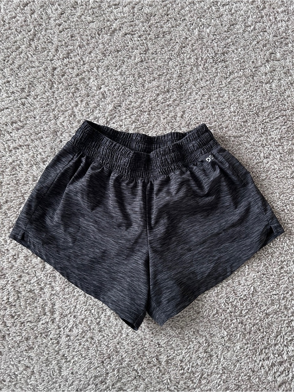 DSG Black Heathered Girls’ Lined Athletic Shorts in 10/12 Medium